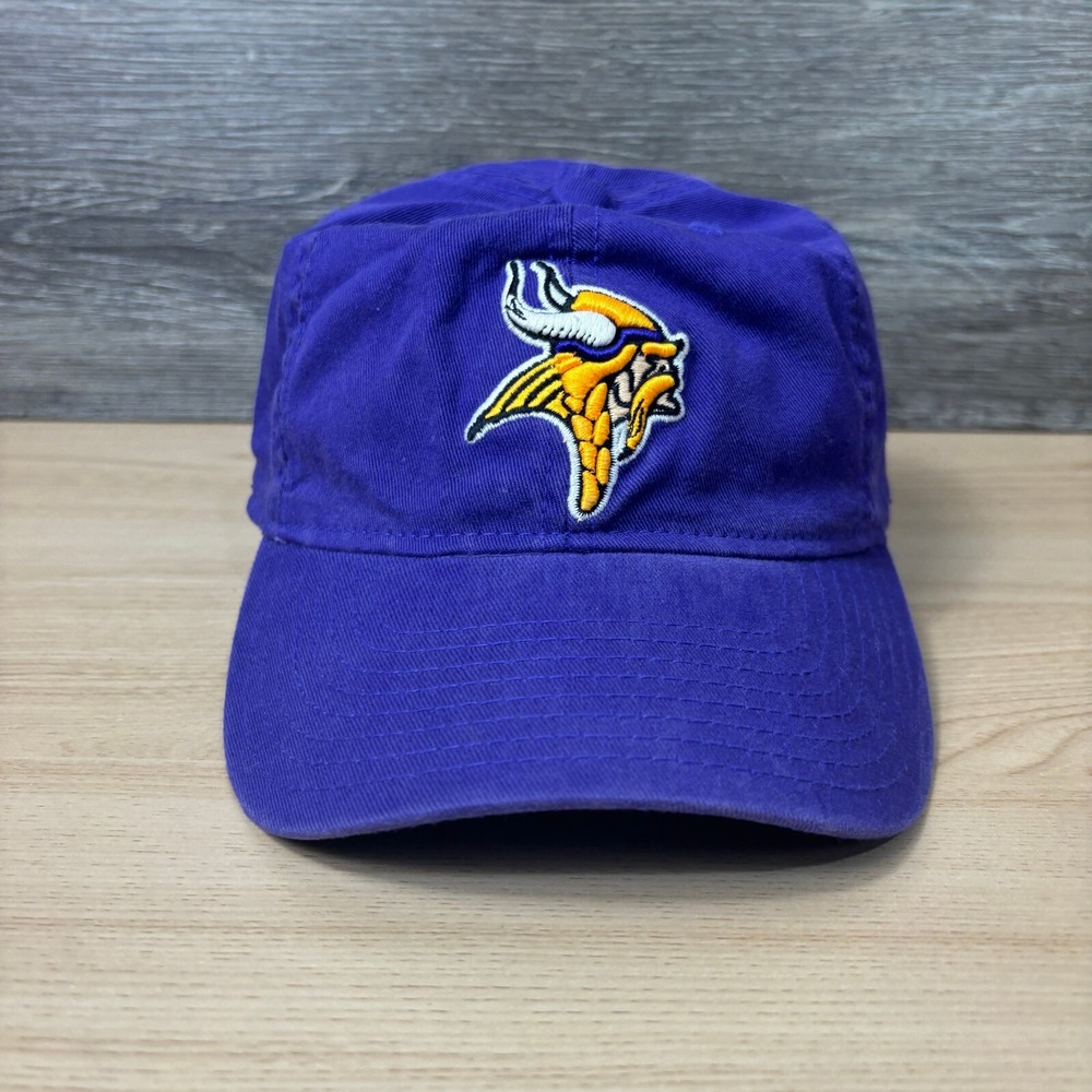 Minnesota Vikings Hat Cap Fitted S/M Purple‎ NFL Football